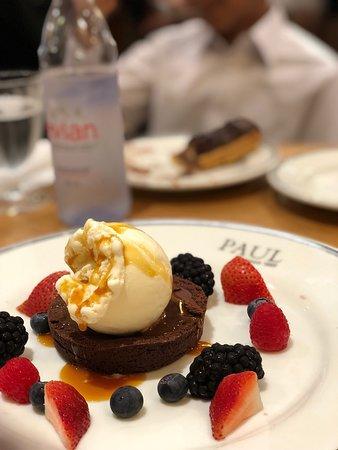 Paul Bakery & Restaurant