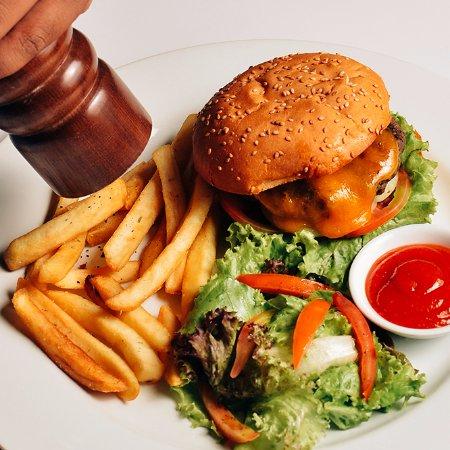 ON20 Bar & Dining Sky Lounge