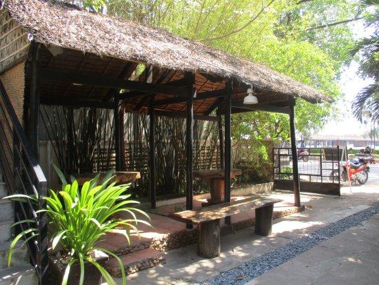 Rainbow Bridge Japanese Restaurant