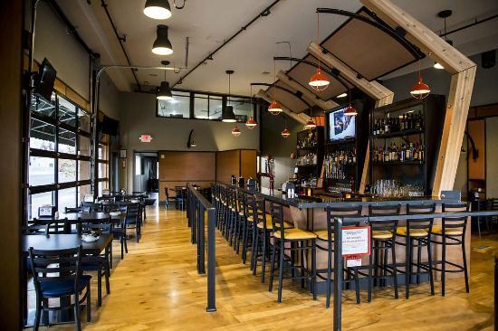 Wingman Birdz + Brewz