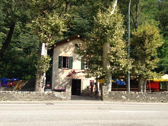 DA GU Grotto All'Elvezia