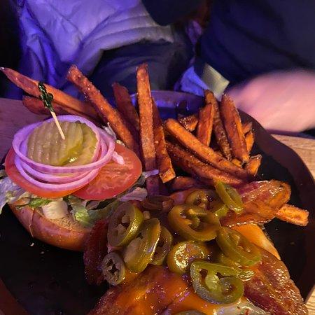 Brian's Bar and Grill