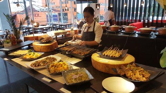 Lolo Sancho's Country Kitchen