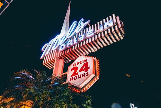 Mels Drive-In