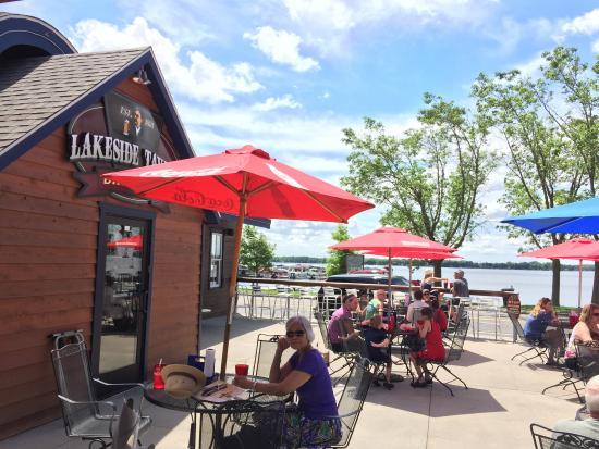 Lakeside Tavern