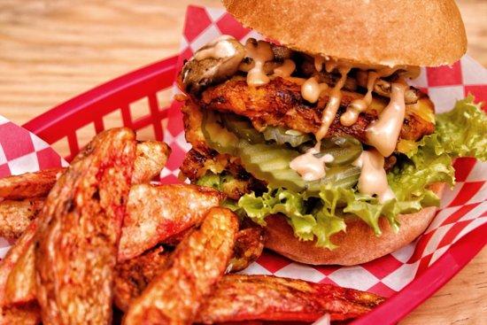 Gato Gordo Beer House and Bakery