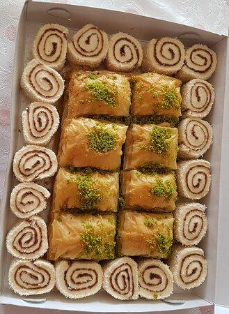 Ayla Bakllava & Kynefe