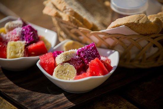 Bambu Beach Restaurant & Bar