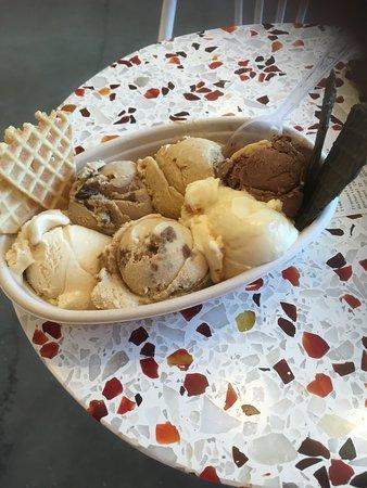 Chill Bros Scoop Shop