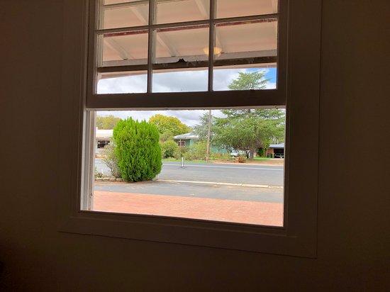 The Platypus Accommodation & Cafe