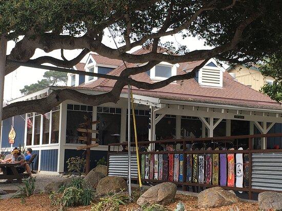 Lucy's On Lighthouse