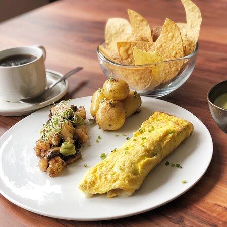 De La Mar "parrilla & Mariscos"