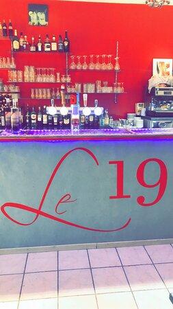 Le 19