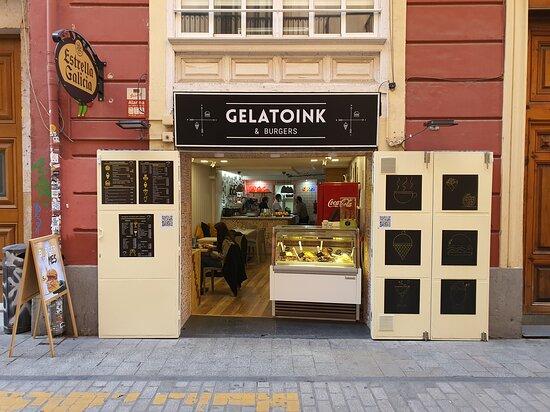 Gelatoink And Burgers