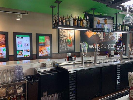 Wahlburgers