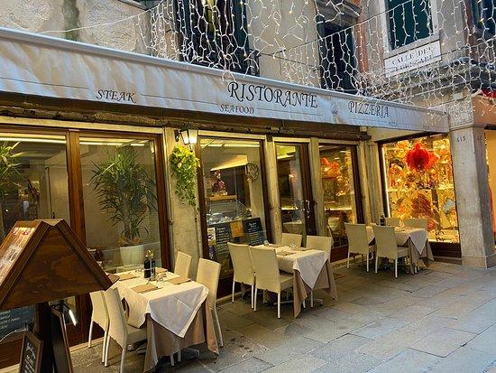 Ristorante La Piazza
