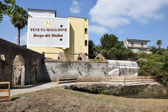 Tenuta Maglione Borgo dei Mulini