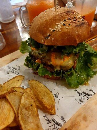 Chill & Cheese Snack Bar