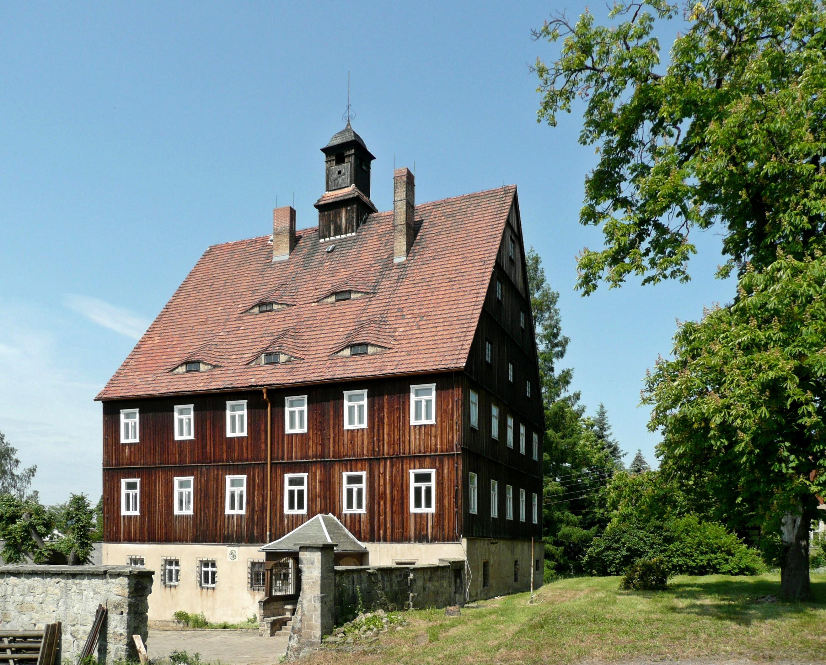 Ehem. Forsthof mit Herrenhaus
