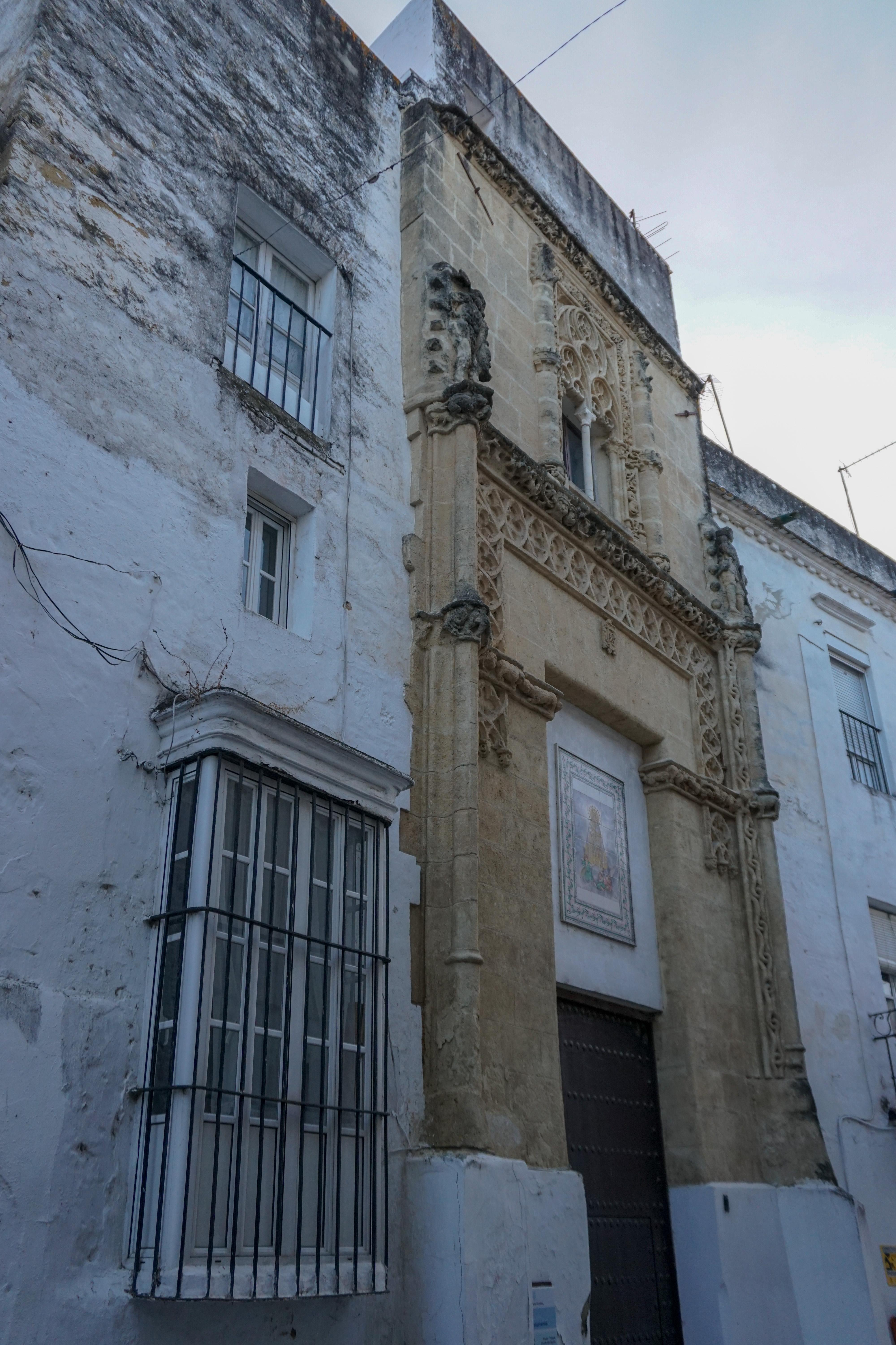 Casa - palacio del Conde del Aguila