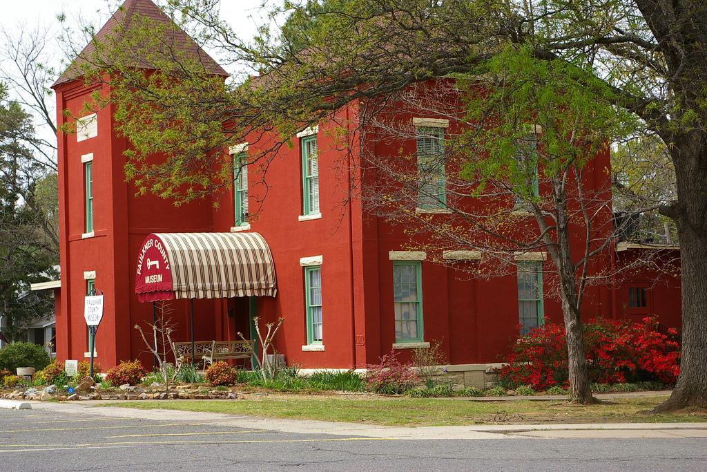 Faulkner County Museum