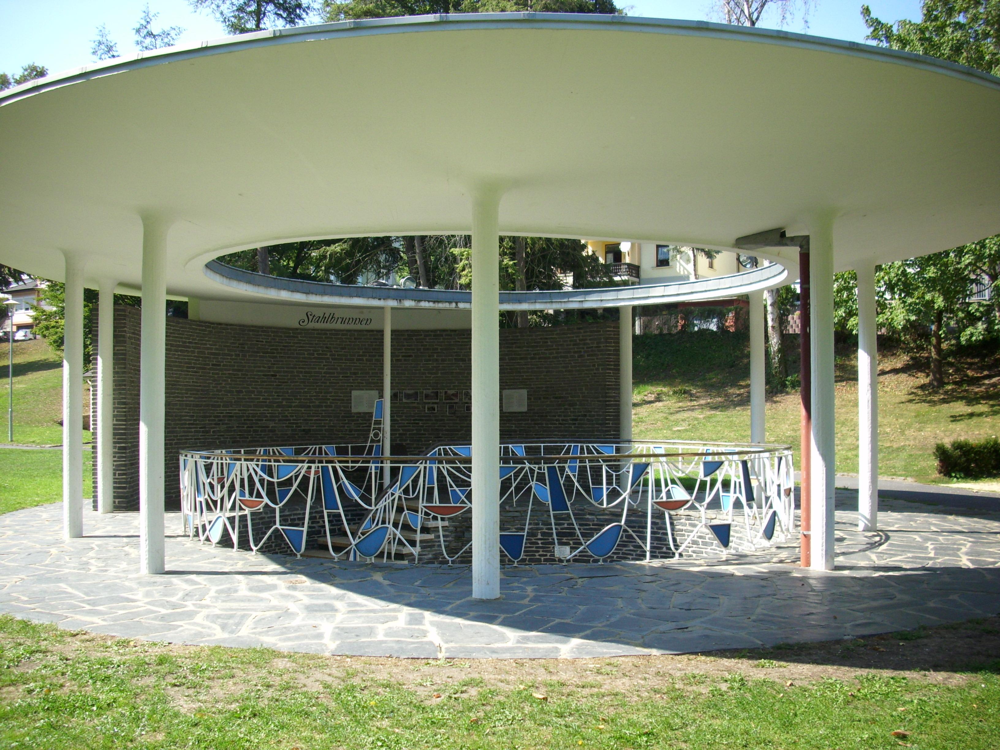 Stahlbrunnen
