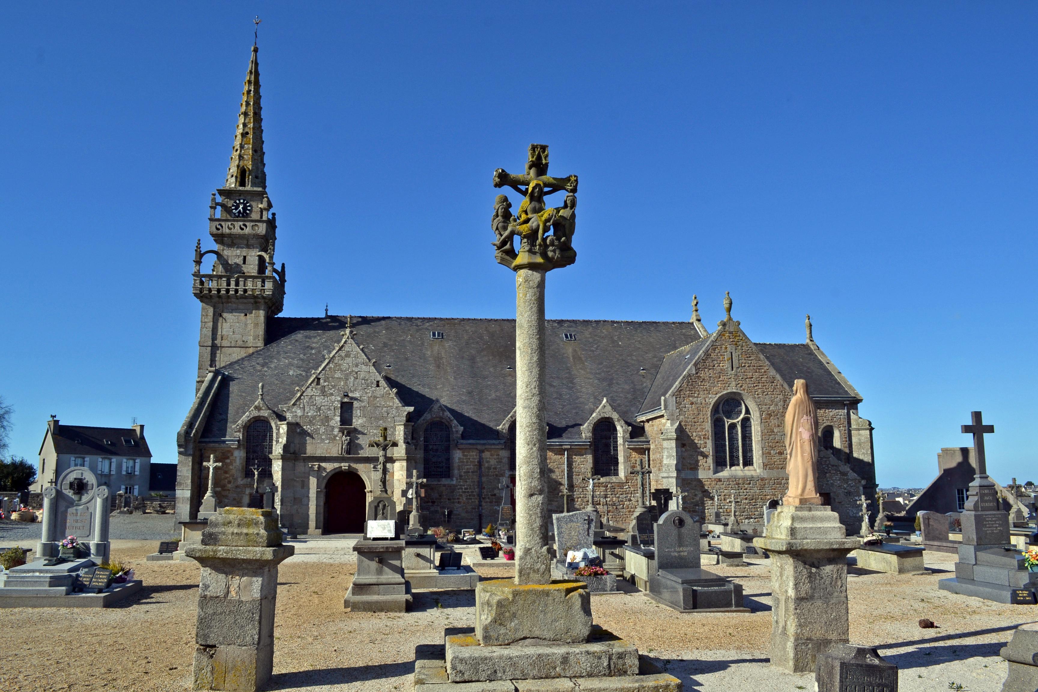 église Saint-Colomban de Plougoulm