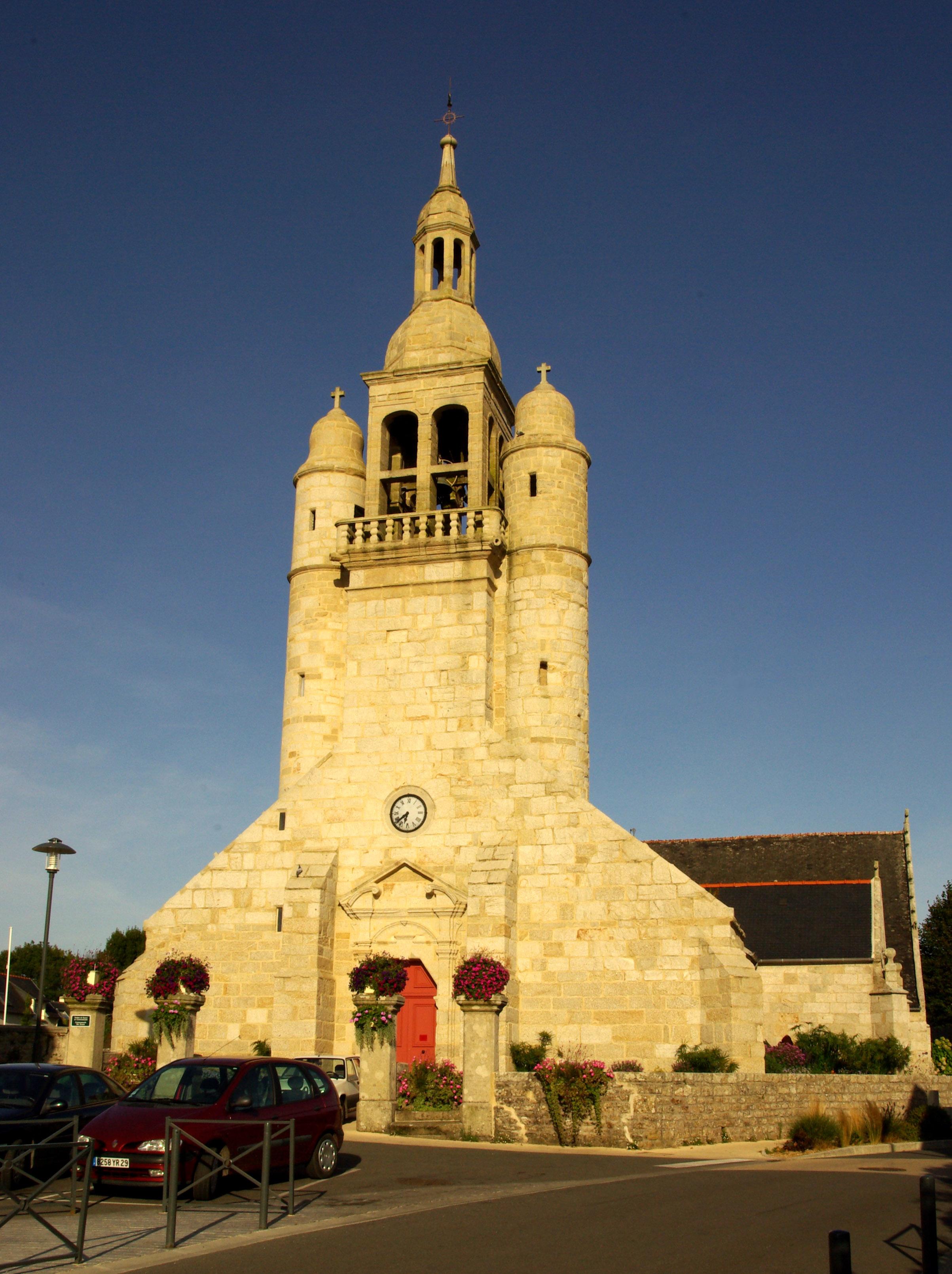 église Saint-Tugdual de Combrit