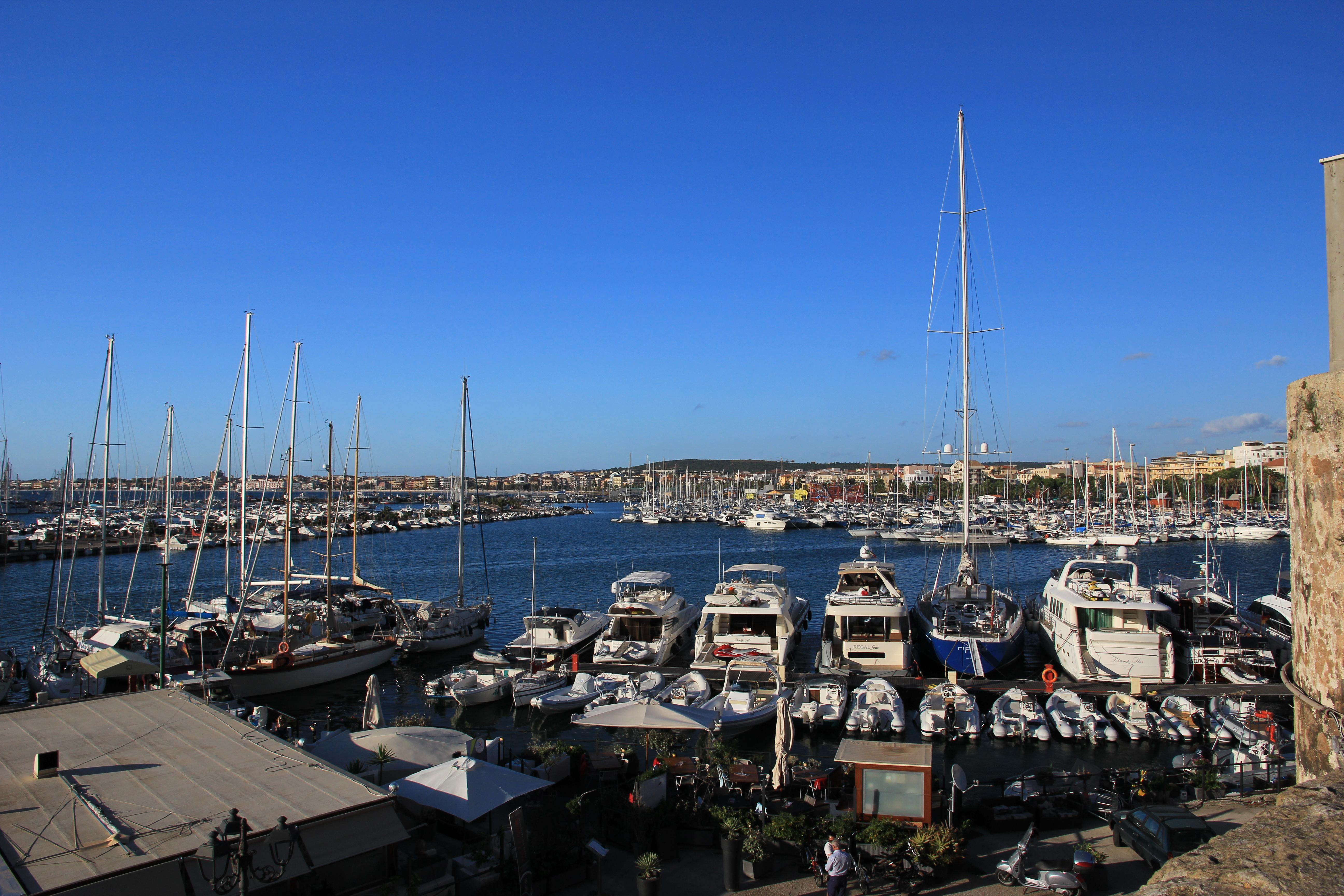 Hafen von Alghero