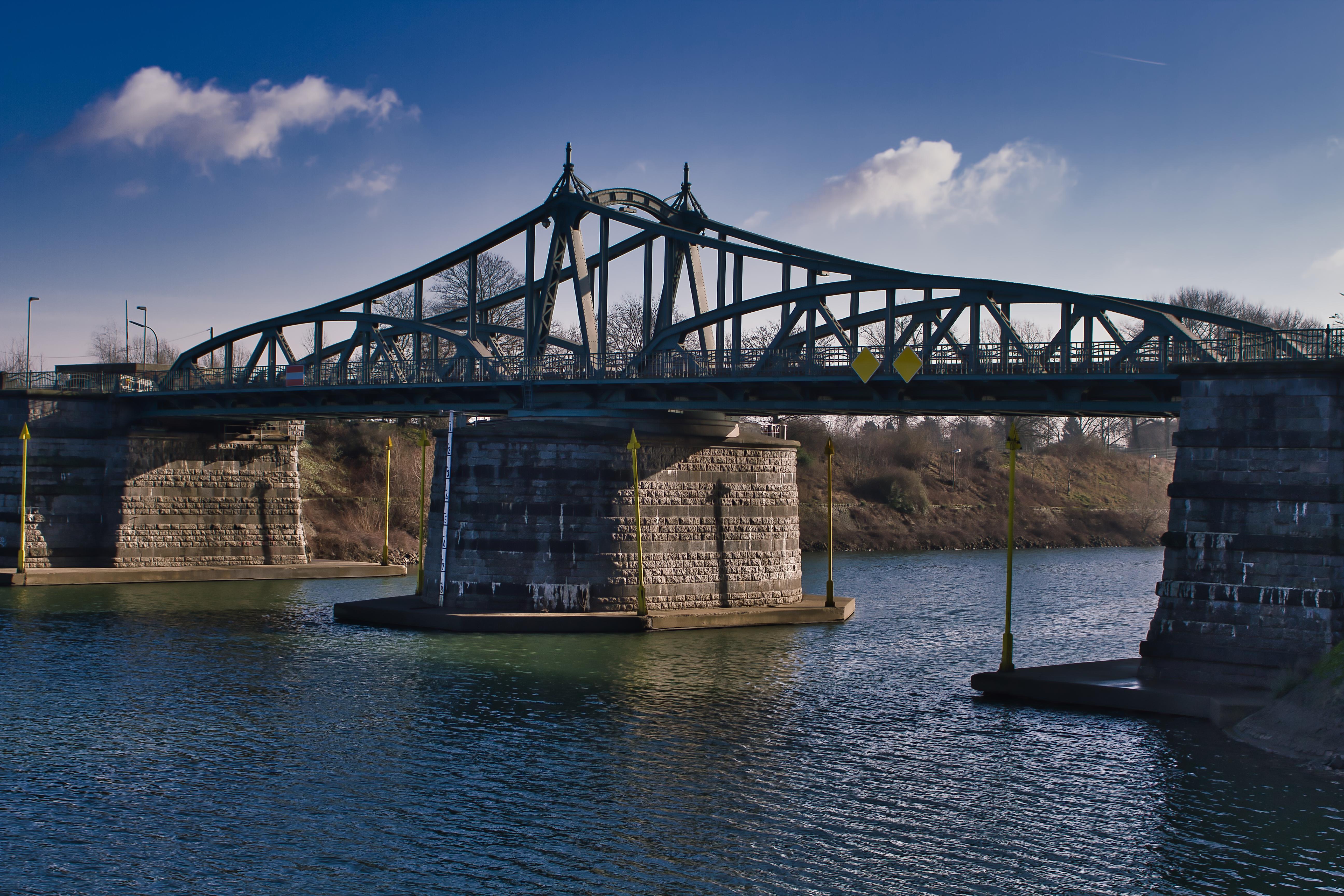 Drehbrücke