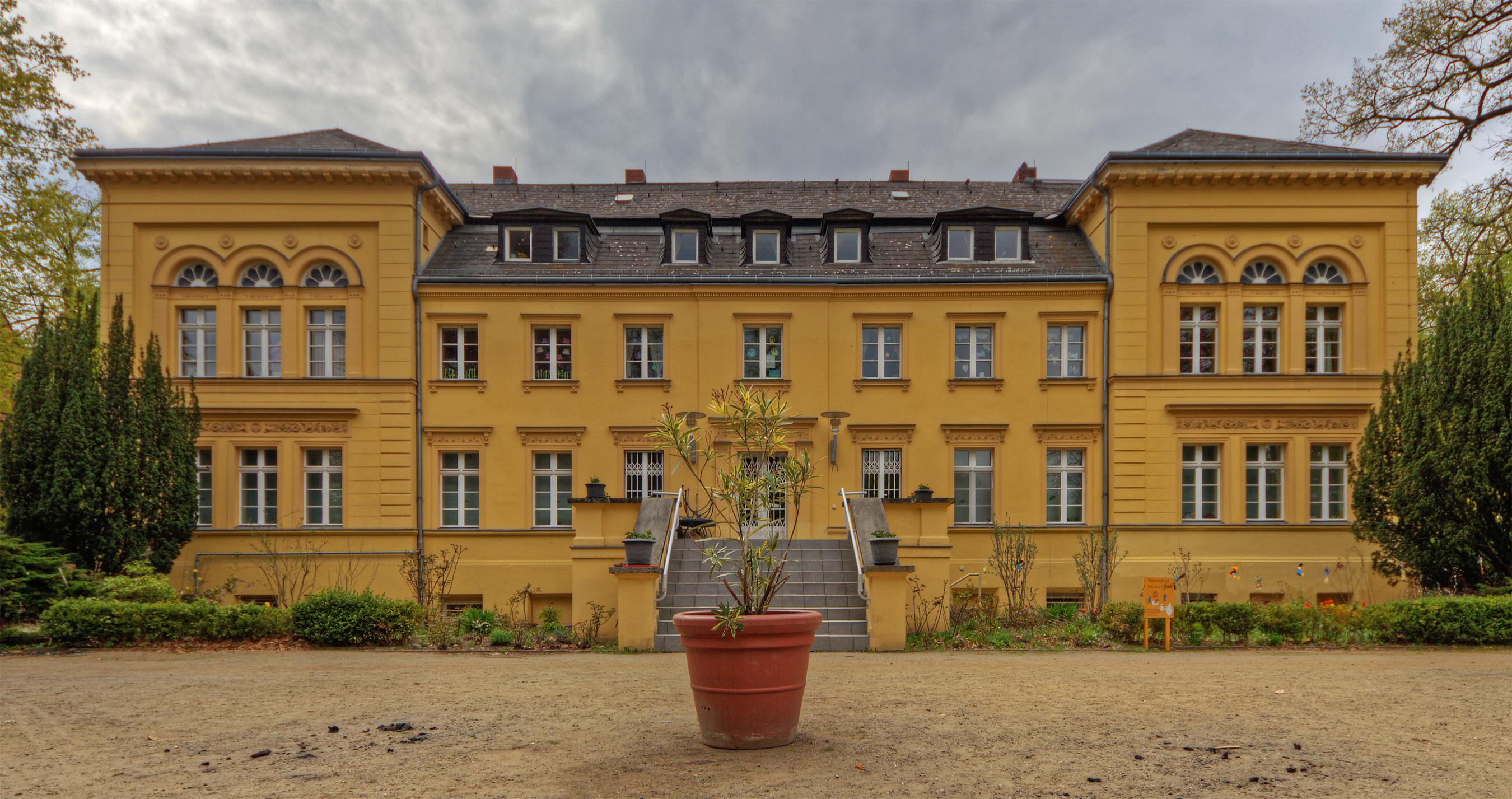 Gutshaus Carstenns Schlosschen Lichterfelde