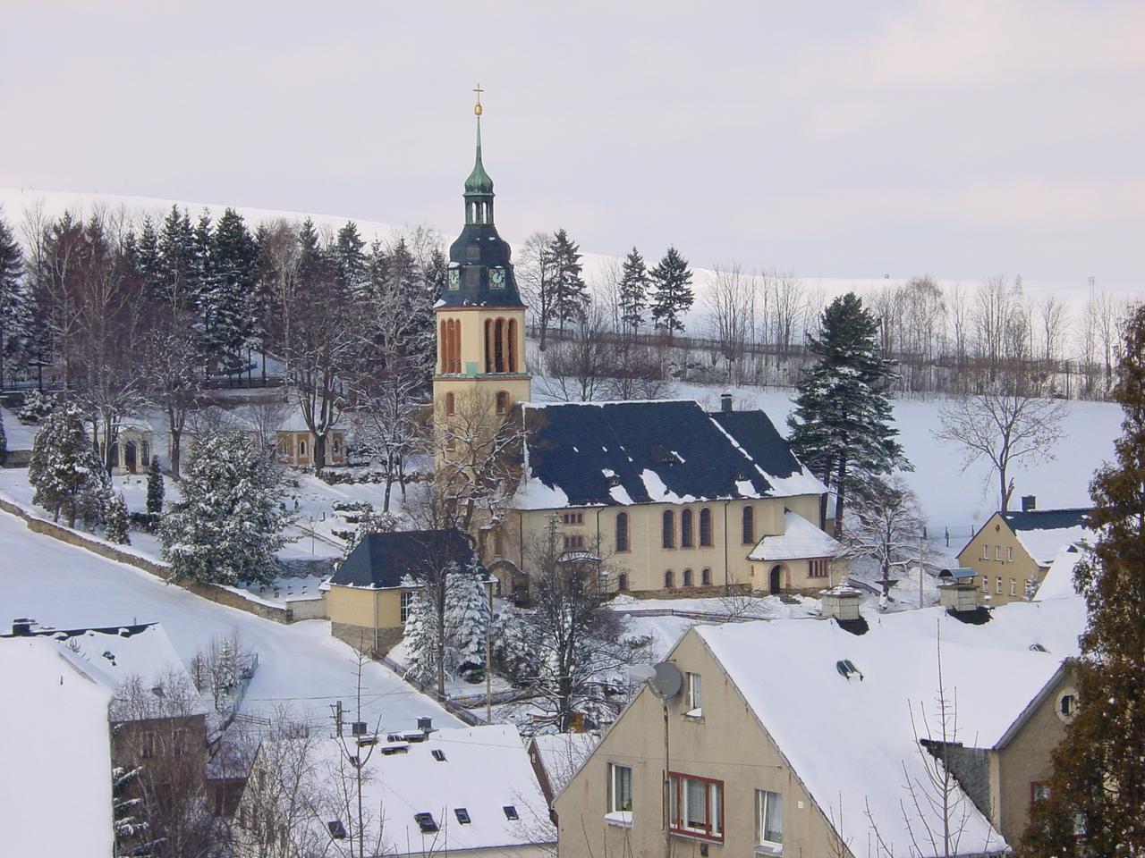 Sachgesamtheit Himmelfahrtskirche und Kirchhof