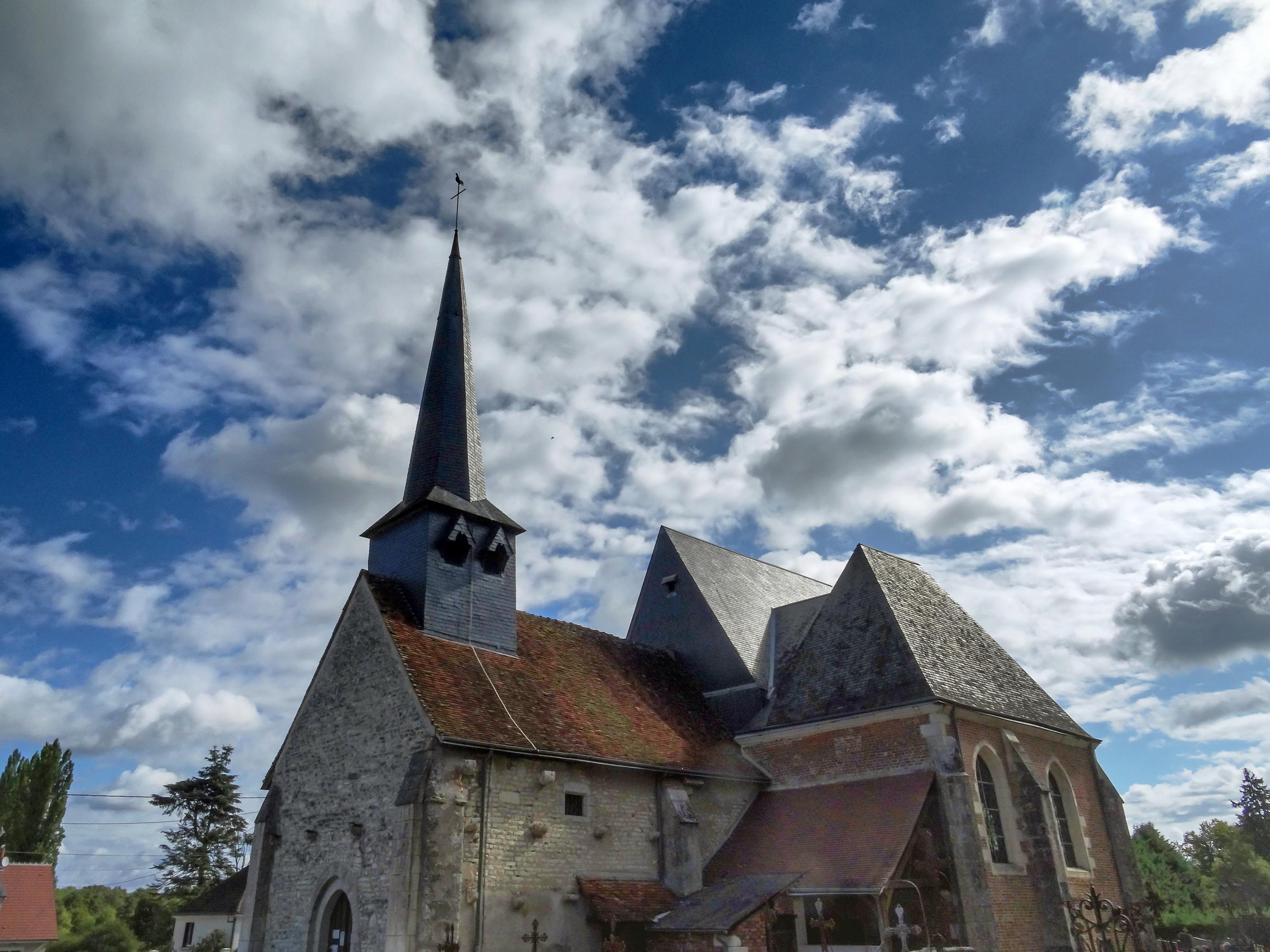 église Saint-Pierre-Saint-Paul-et-Saint-Saturnin de Neuvy