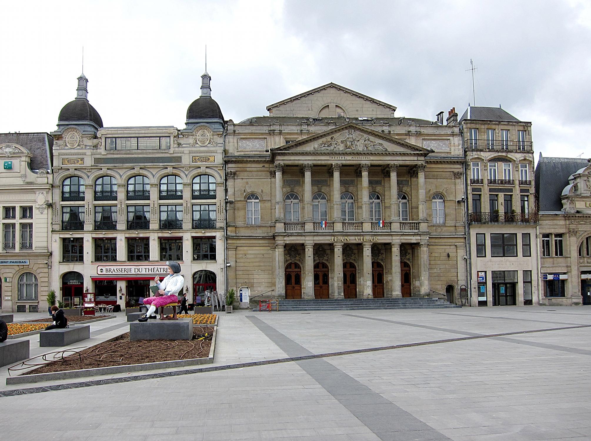 théâtre municipal de Saint-Quentin