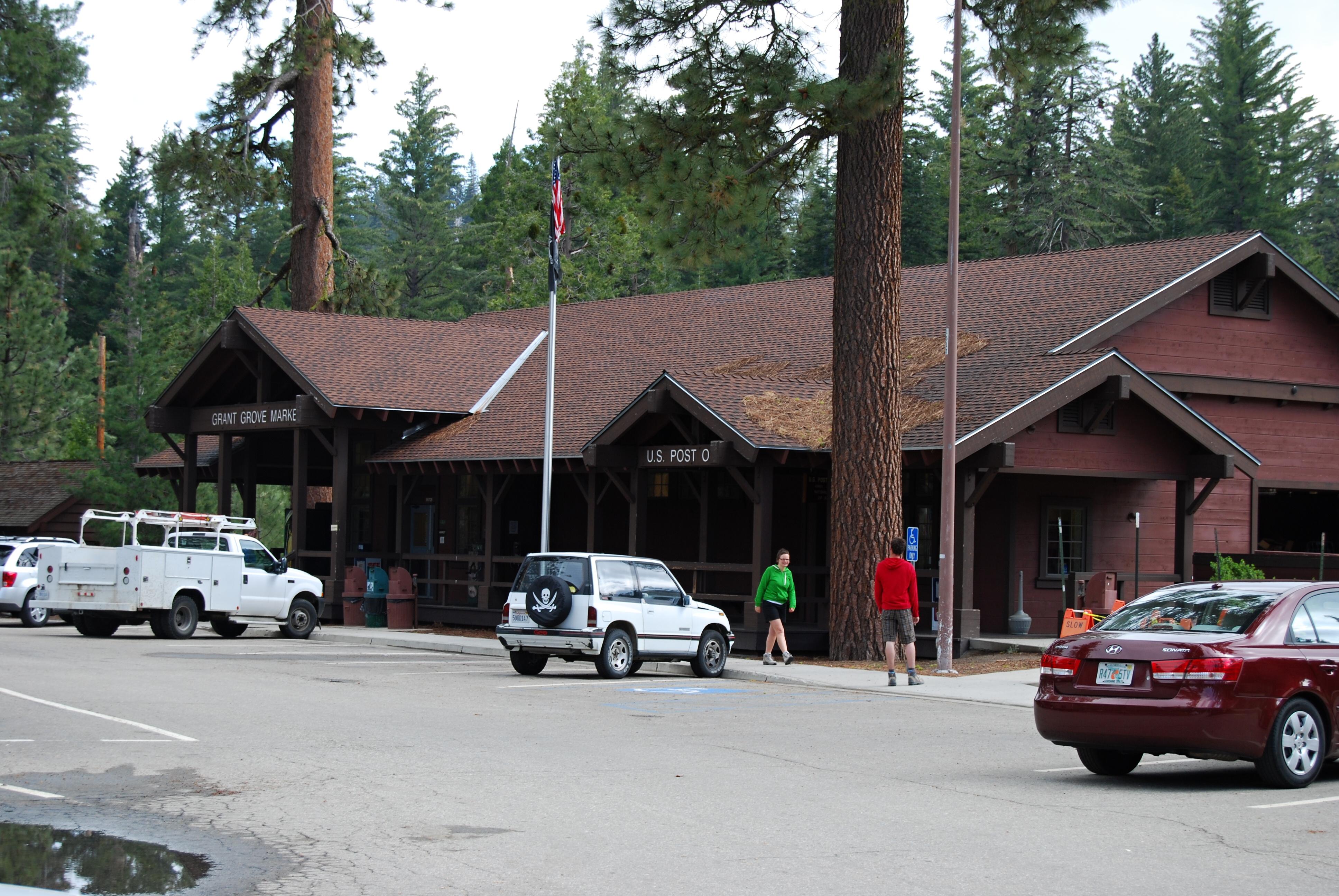 Grant Grove Village
