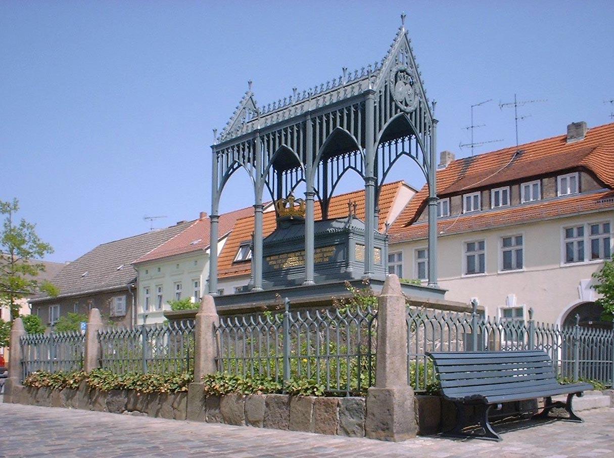 Luisendenkmal