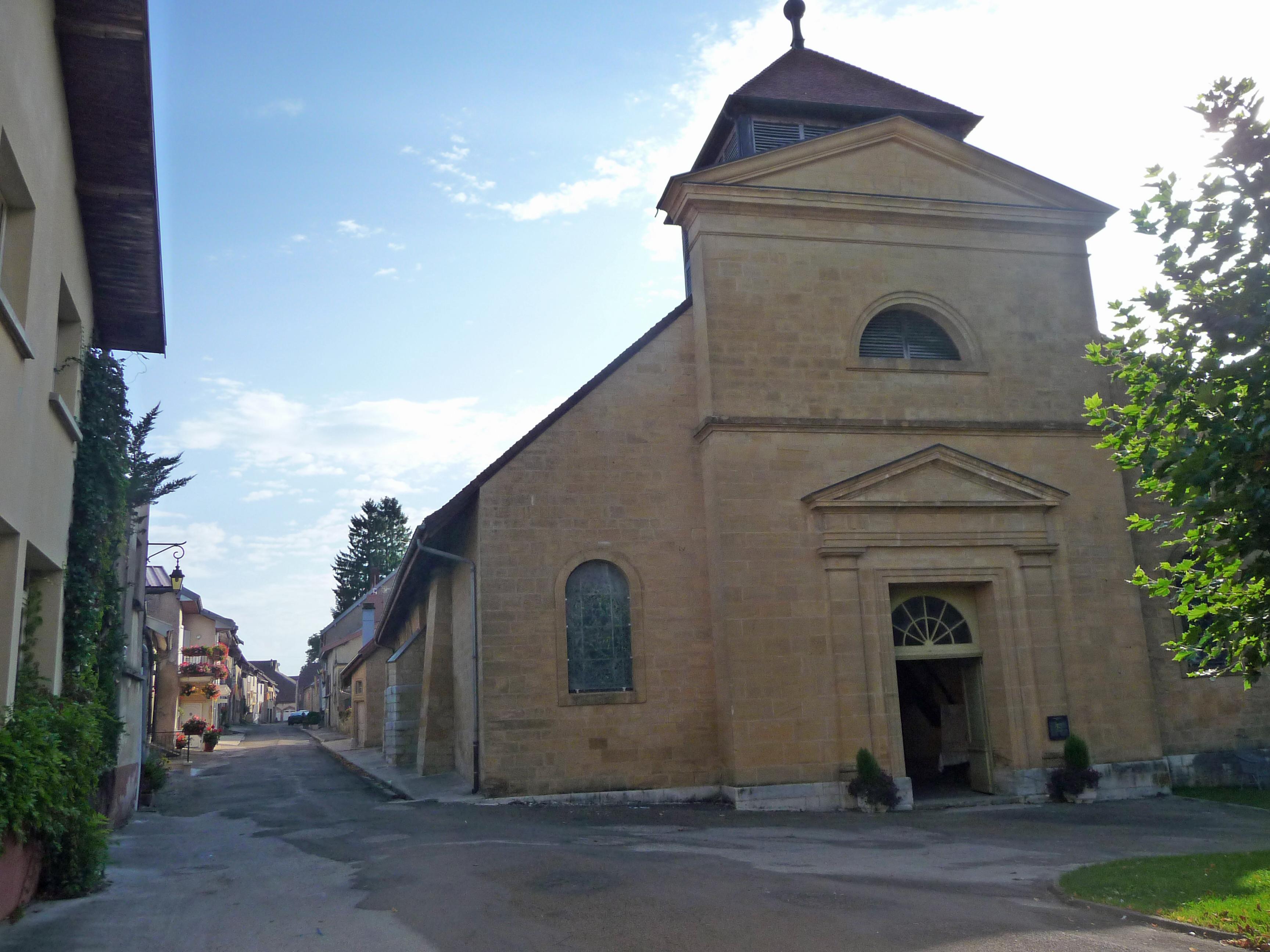 église Saint-Anatoile de Plénise