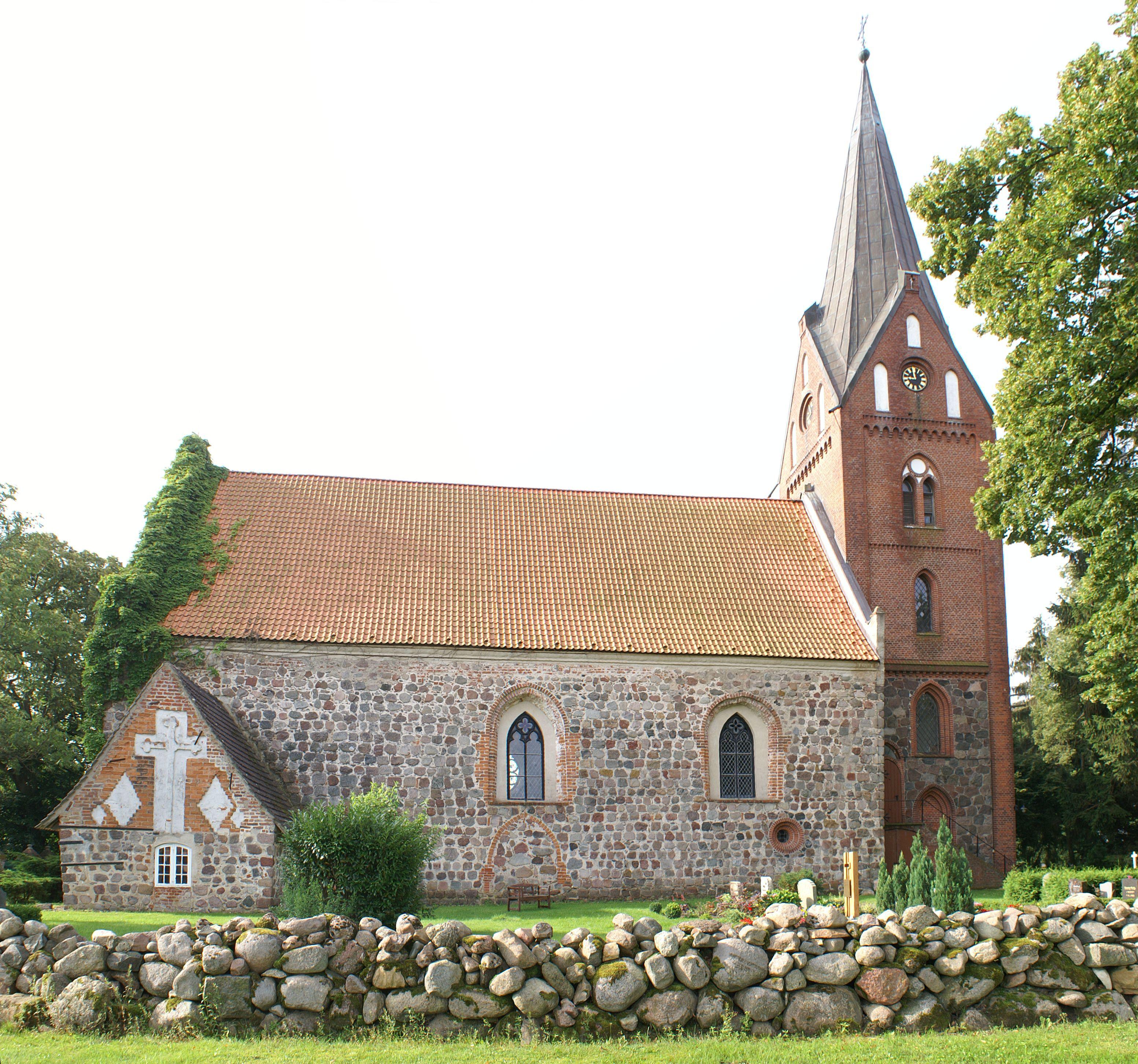 Kirche Zarnekow