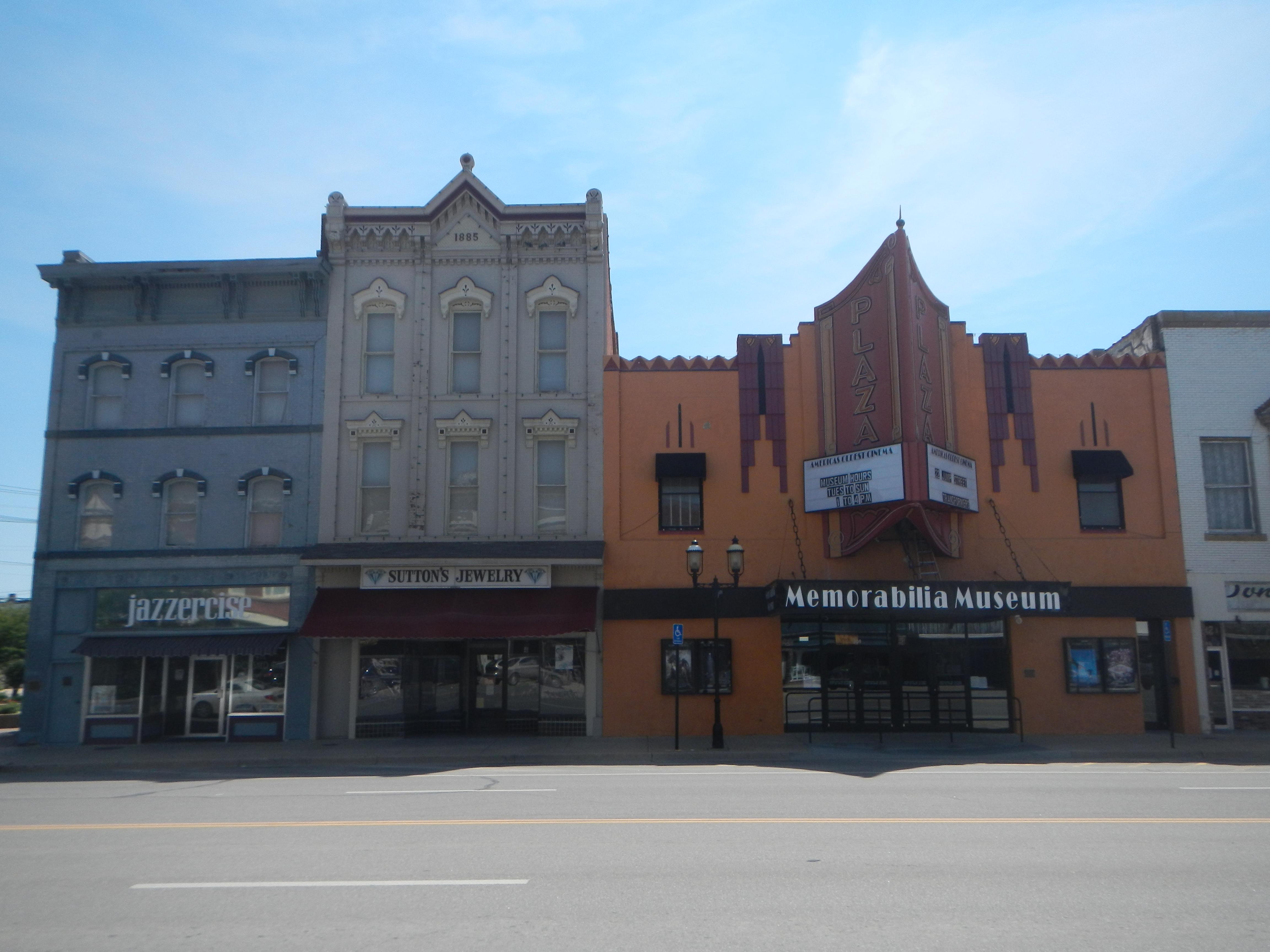 Plaza Grill and Cinema