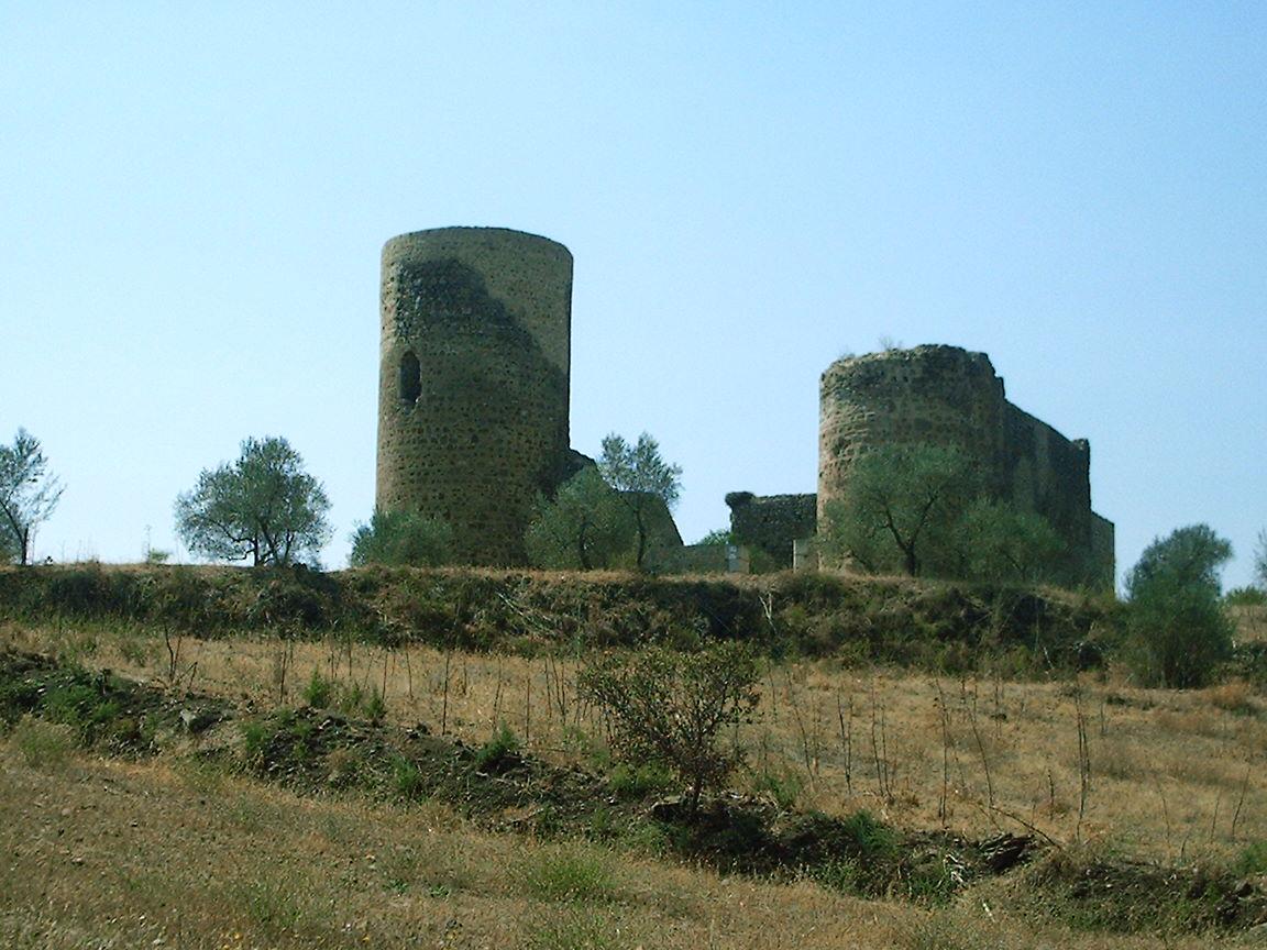 Castillo de Medina de las Torres