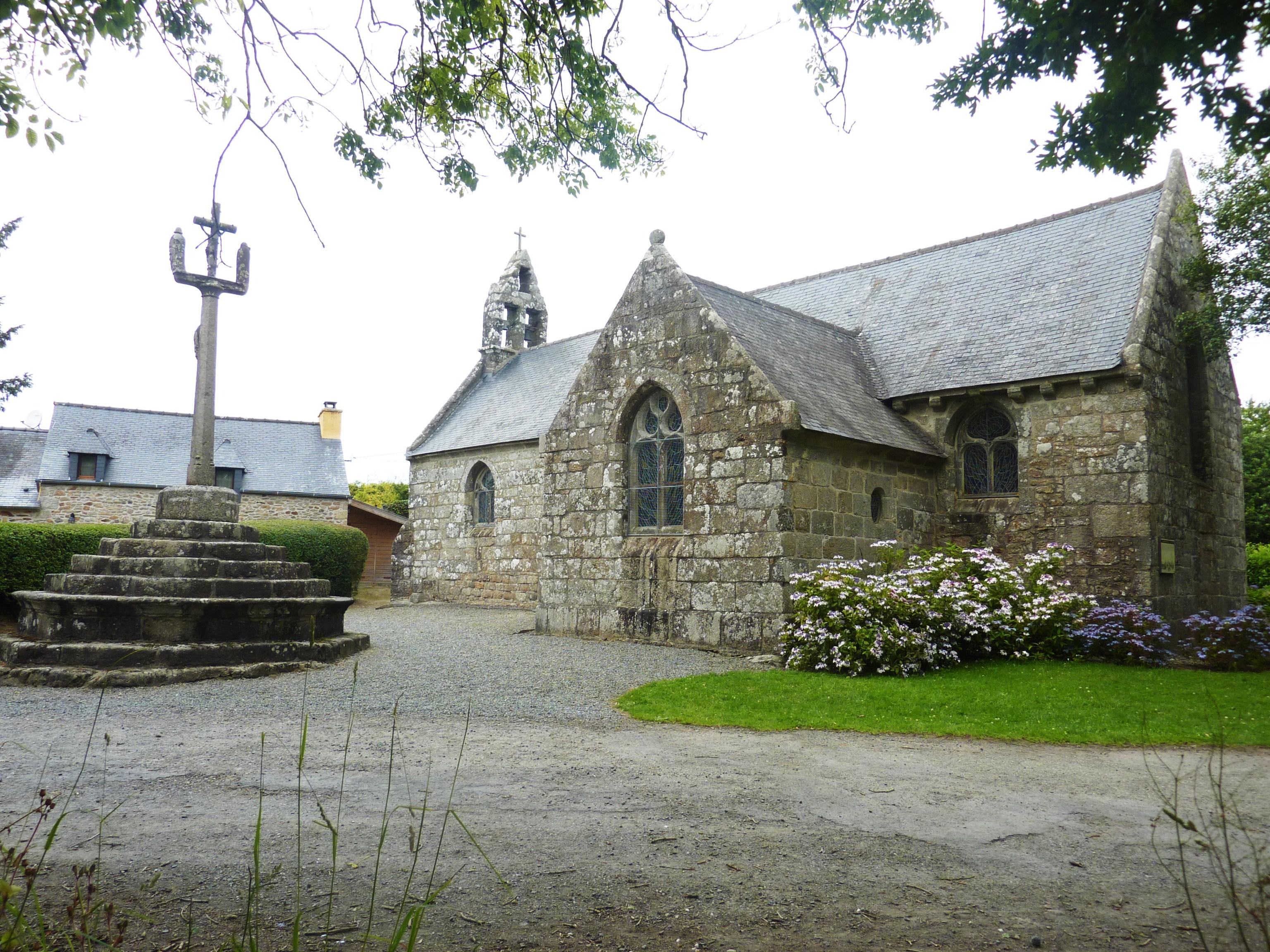 chapelle Sainte-Pétronille de Lannoazoc