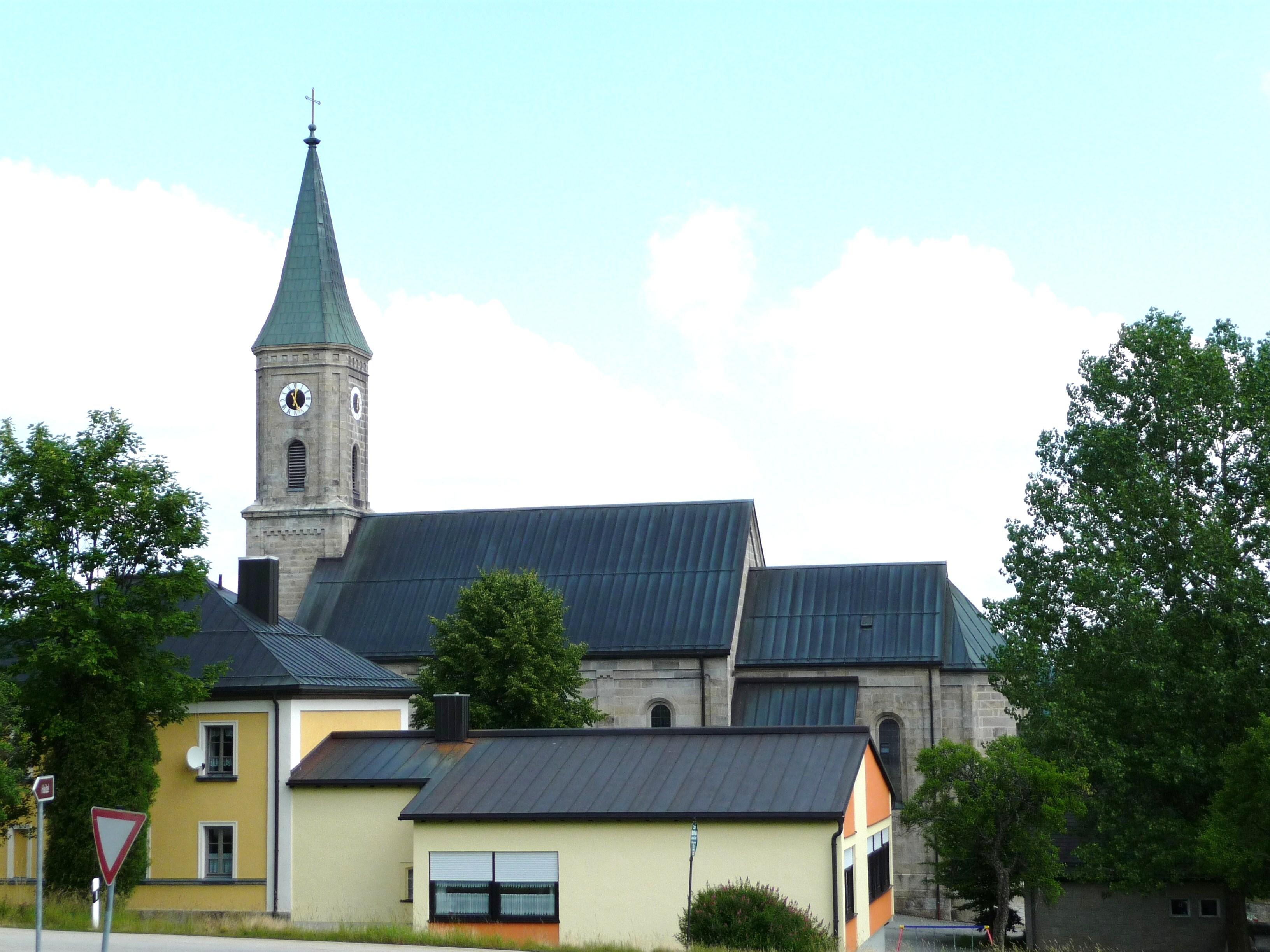 Katholische Pfarrkirche St. Valentin
