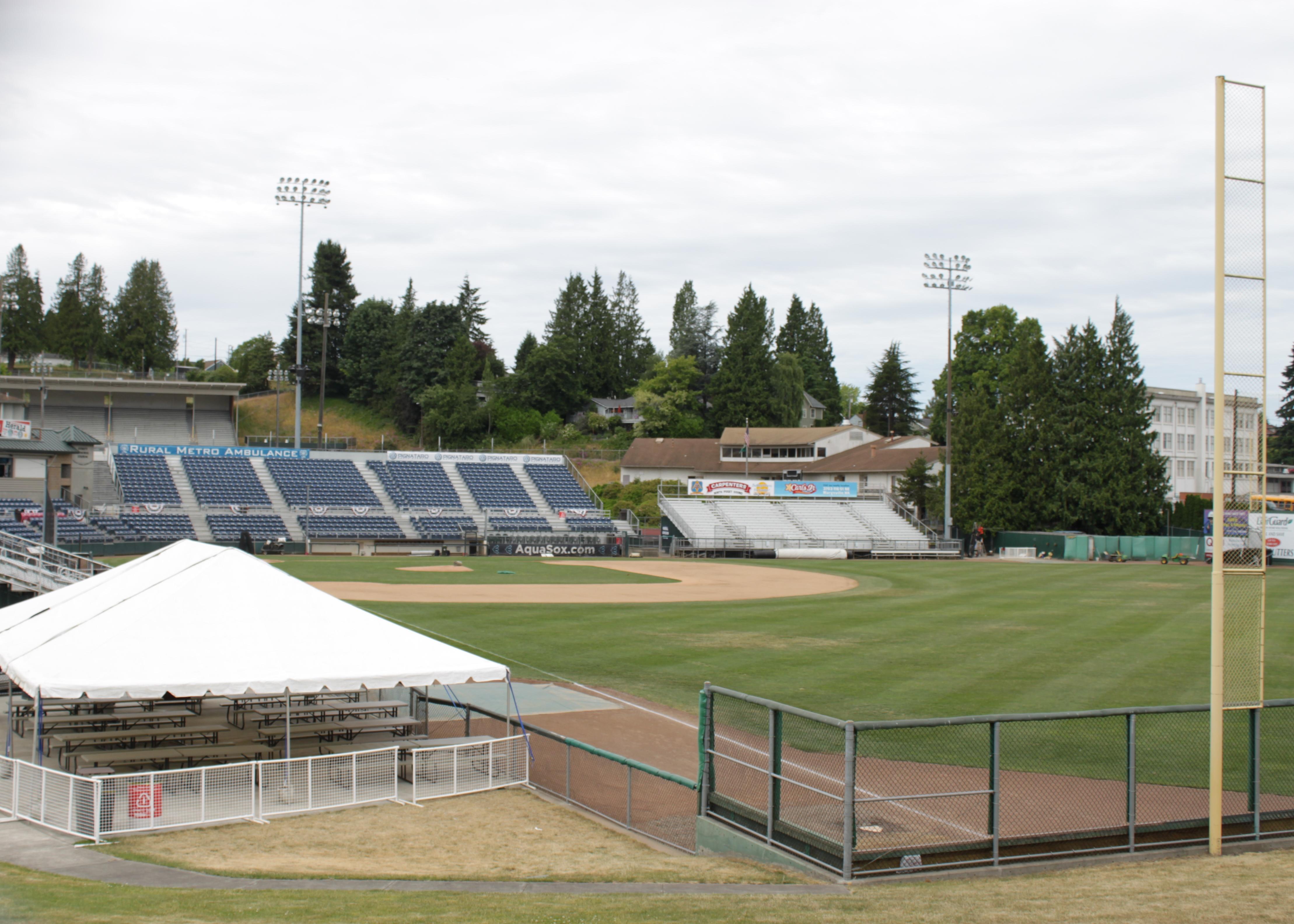 Everett Memorial Stadium