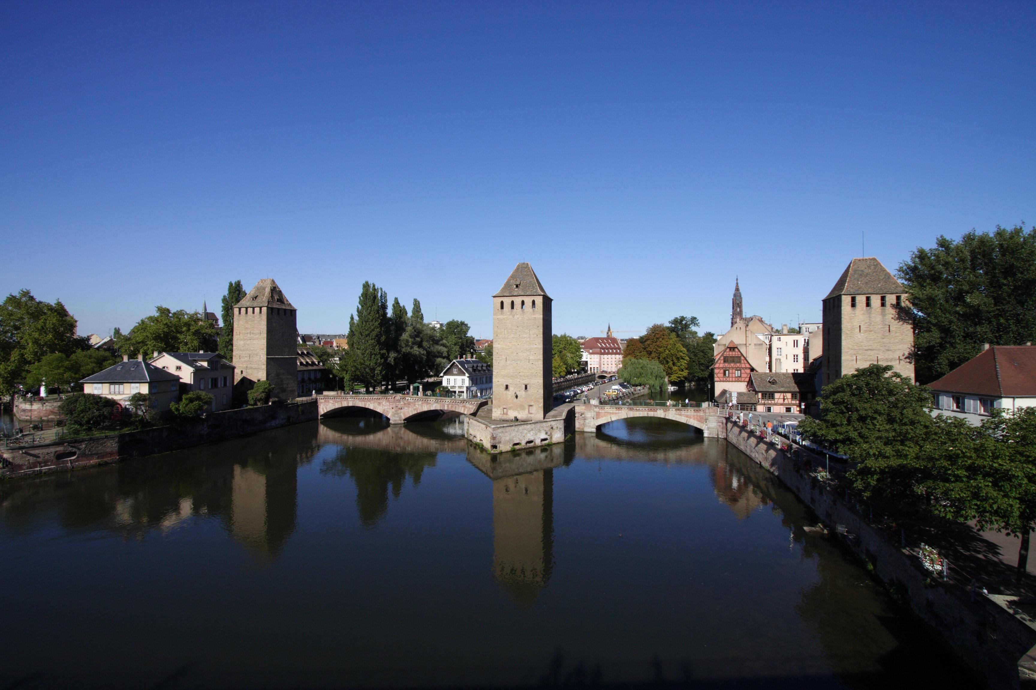 Gedeckte Brücken