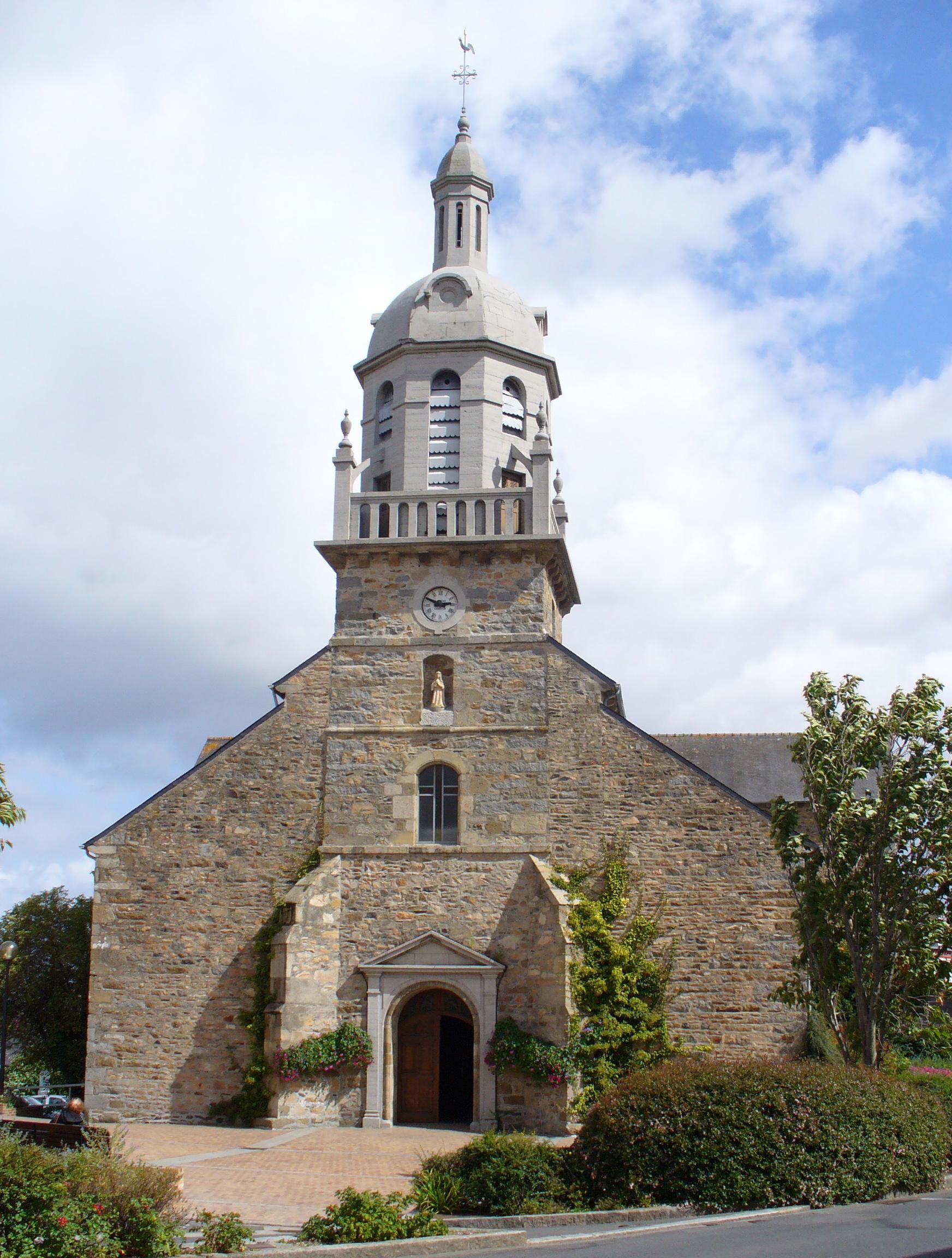église Saint-Pierre-et-Saint-Paul de Langueux