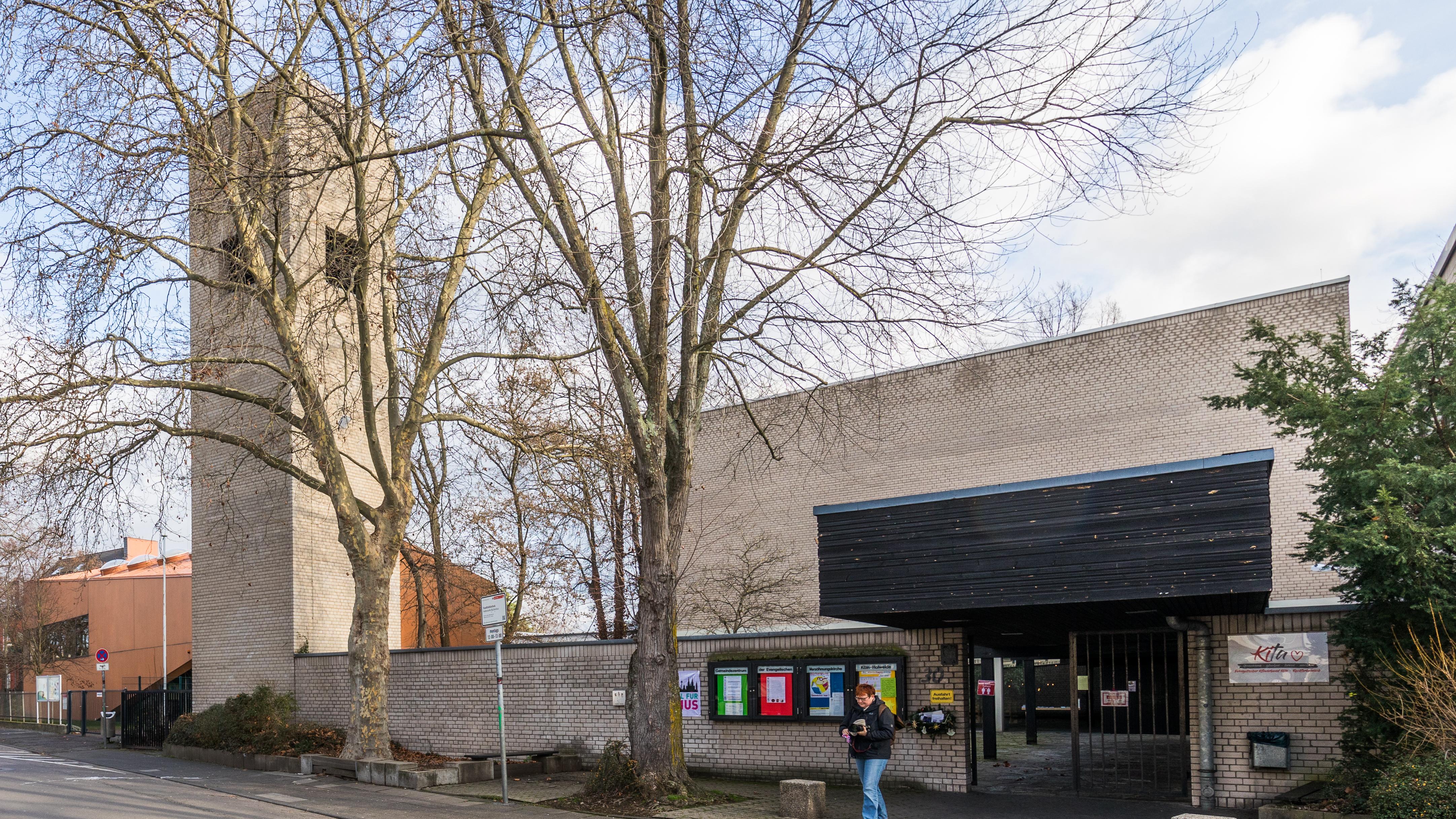 Versohnungskirche Holweide