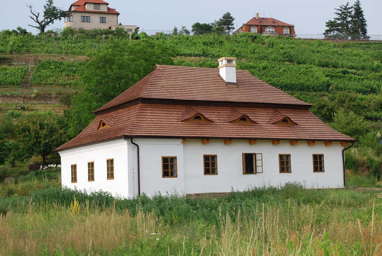 Vineyard house in Modrany