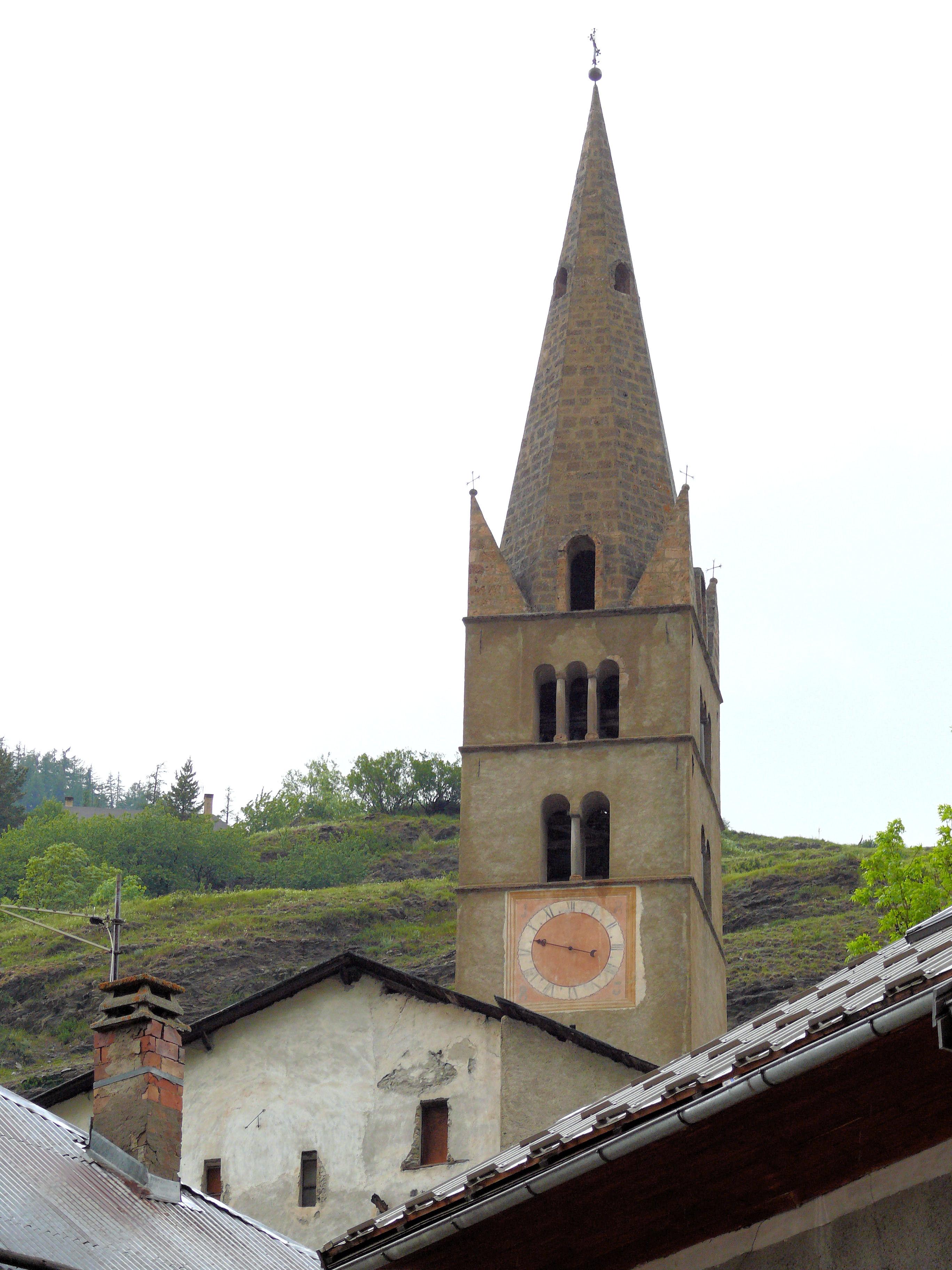 église Saint-Jean-Baptiste d'Aiguilles