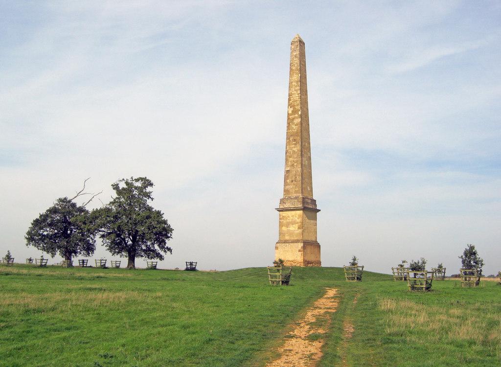 Wolfe Obelisk north of Stowe House