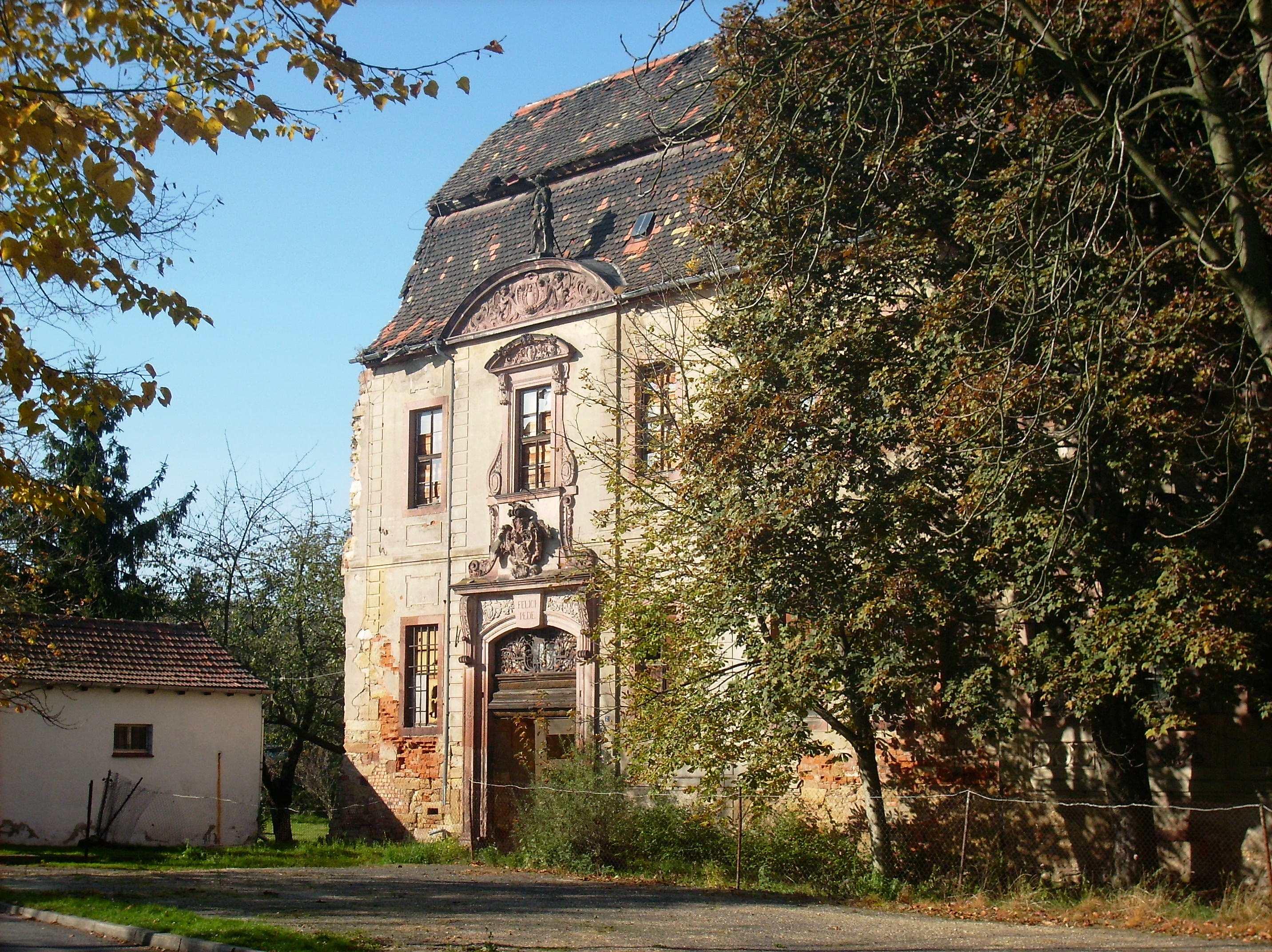 Halbes Schloss